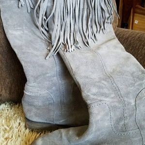 Gray fringe boots